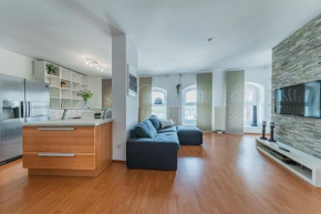Spektakuläres Apartment ✩ 7. Stock ✩ kostenlose Parkgarage